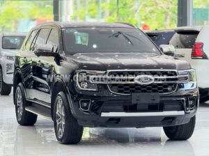 Xe Ford Everest Titanium Plus 2.0L 4x4 AT 2024