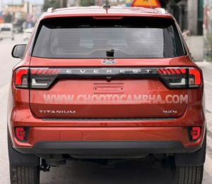 Xe Ford Everest Titanium 2.0L 4x2 AT 2022
