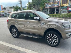Xe Ford Everest Titanium 2.0L 4x2 AT 2019