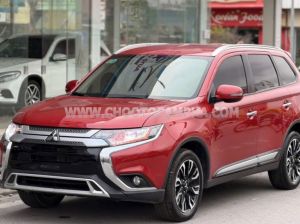 Xe Mitsubishi Outlander 2.0 CVT 2020