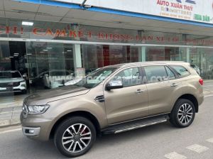 Xe Ford Everest Titanium 2.0L 4x2 AT 2019