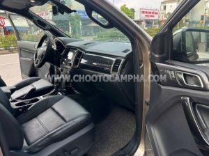 Xe Ford Everest Titanium 2.0L 4x2 AT 2019