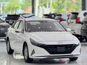 Xe Hyundai Elantra 1.6 AT Tiêu chuẩn 2023
