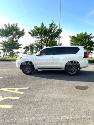 Xe Toyota Prado VX 2.7L 2020