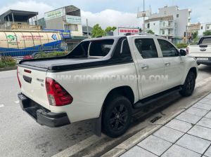 Xe Toyota Hilux 2.4L 4x2 AT 2020
