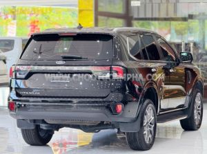 Xe Ford Everest Titanium Plus 2.0L 4x4 AT 2024