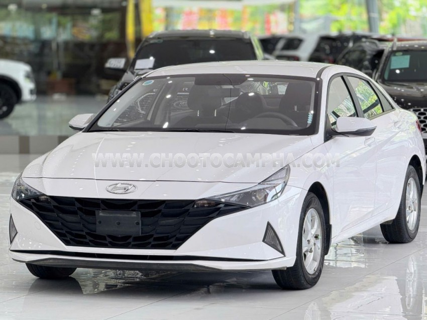 Hyundai Elantra 1.6 AT Tiêu chuẩn 2023