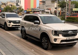 Xe Ford Everest Titanium 2.0L 4x2 AT 2024