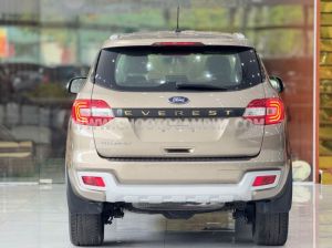 Xe Ford Everest Titanium 2.0L 4x2 AT 2019