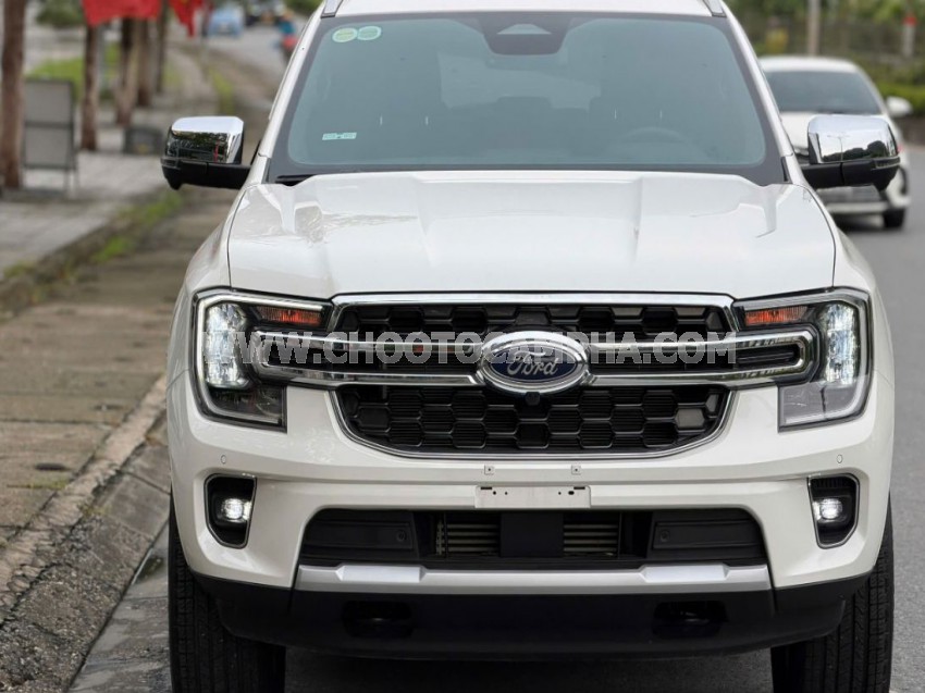 Ford Everest Titanium 2.0L 4x2 AT 2025