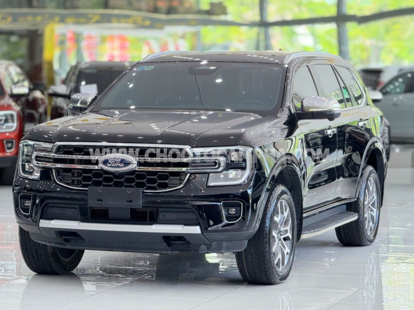 Ford Everest Titanium Plus 2.0L 4x4 AT 2024