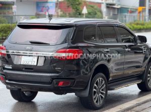 Xe Ford Everest Titanium 2.0L 4x4 AT 2022