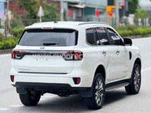 Xe Ford Everest Titanium Plus 2.0L 4x4 AT 2025