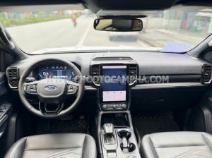 Xe Ford Everest Titanium Plus 2.0L 4x4 AT 2025