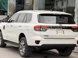 Xe Ford Everest Titanium 2.0L 4x2 AT 2025