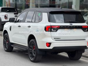 Xe Ford Everest Sport 2.0L 4x2 AT 2025