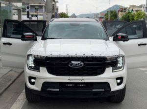 Xe Ford Everest Sport 2.0L 4x2 AT 2025