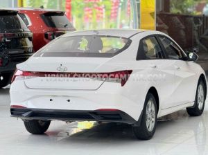 Xe Hyundai Elantra 1.6 AT Tiêu chuẩn 2023