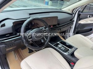 Xe Kia Carnival Signature 2.2D 2024