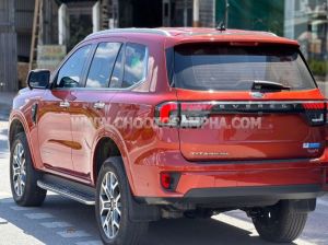 Xe Ford Everest Titanium Plus 2.0L 4x4 AT 2023